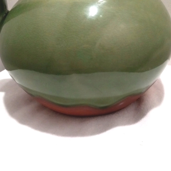 Baum Brot Green Celadon Drip Large Ceramic Pitcher - Picture 6 of 6